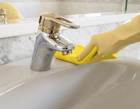 Tile and hard floor cleaning service in Waterloo for residential and commercial spaces